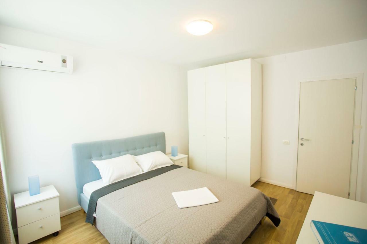 Residence Dp Pipera Bukares Bagian luar foto